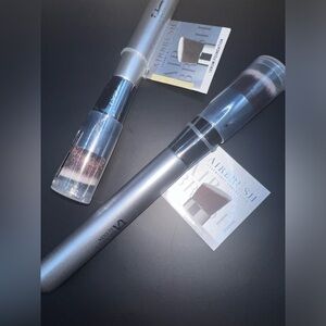 2 x IT Cosmetics Serum Foundation Brush